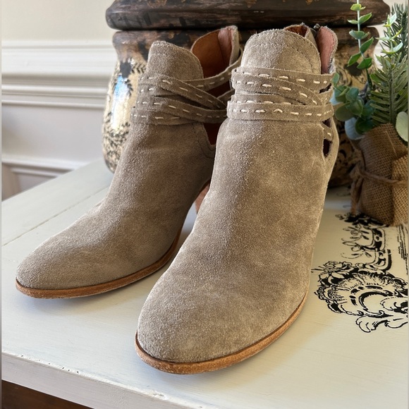 FRYE Naomi Pickstitch Shootie Ankle Boot 8.5 M - Picture 3 of 15